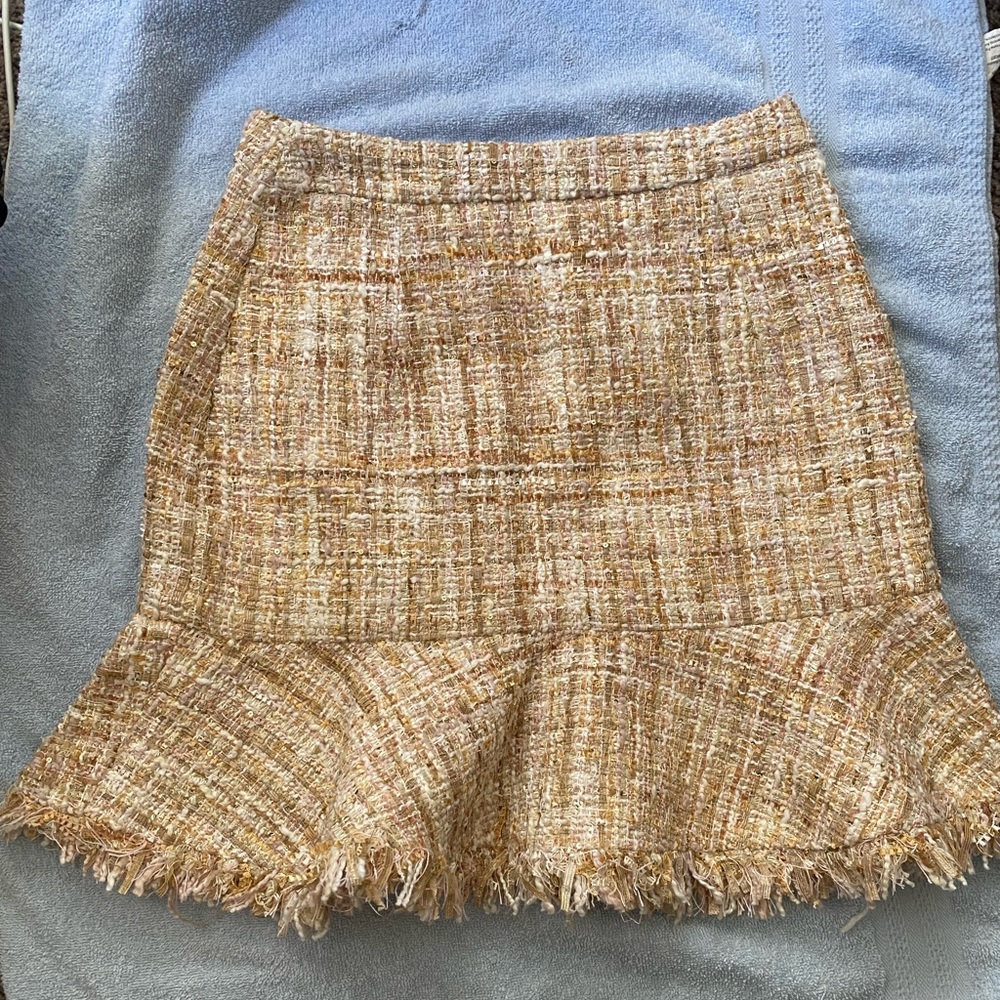 Tweed skirt in size M
